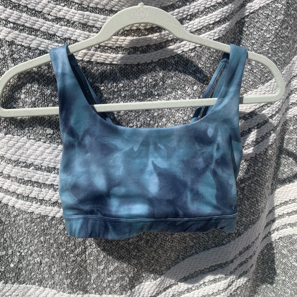 Super soft snd comfy athleta bra